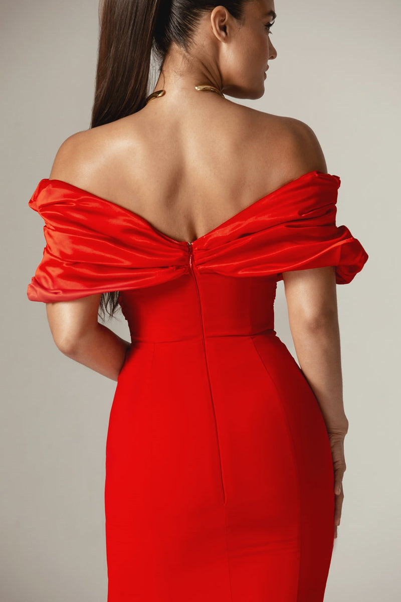 Beautifully Balanced Dress with Timeless Character