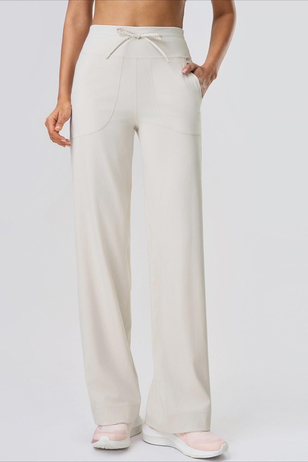 Well Tailored Garment with a Graceful Silhouette