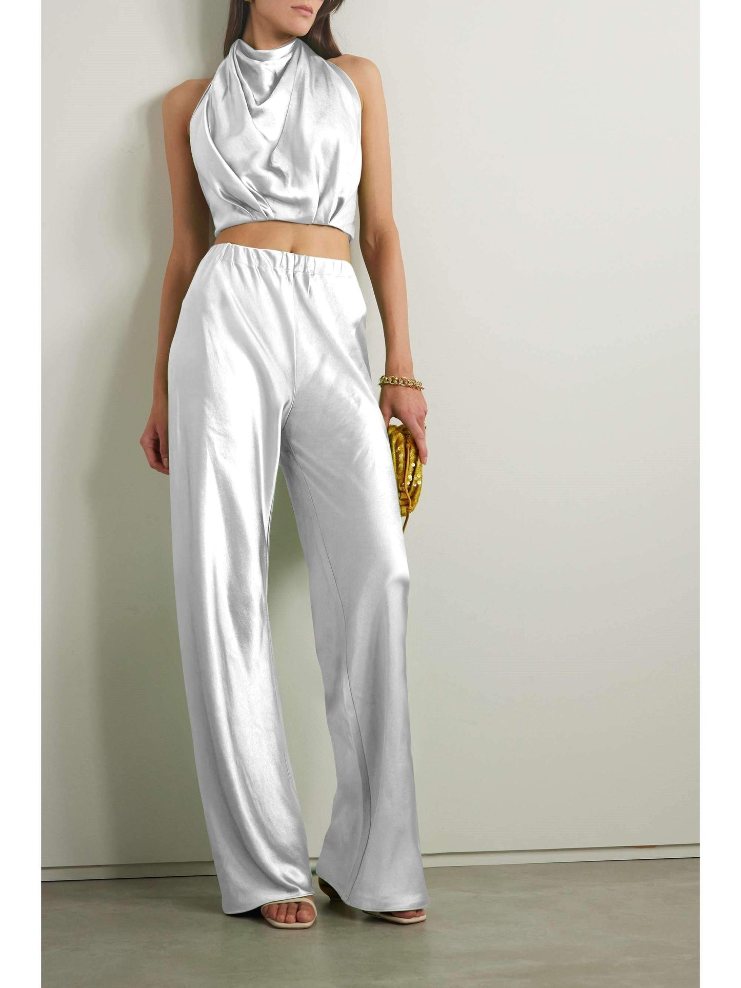 Classic Vintage Top with a Flattering Fit