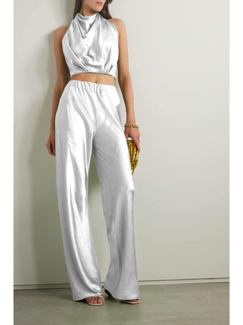Classic Vintage Top with a Flattering Fit