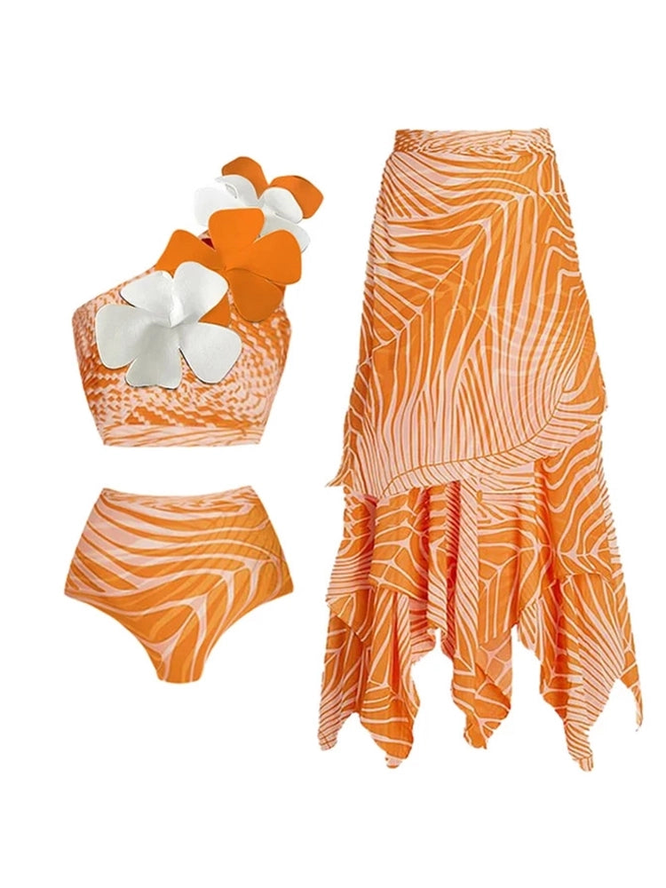 Effortlessly Elegant Bikini with a Timeless Design