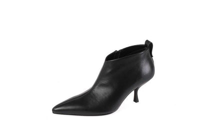 Elegantly Styled Boots for Everyday Wear