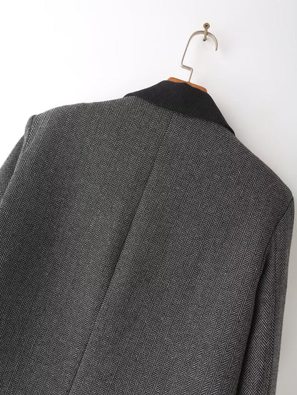 Classic Vintage Garment with a Flattering Fit
