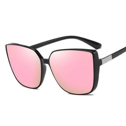 Sophisticated Garment with a Clean Classic Look