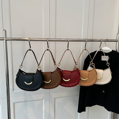 Beautifully Crafted Bag in a Classic Style