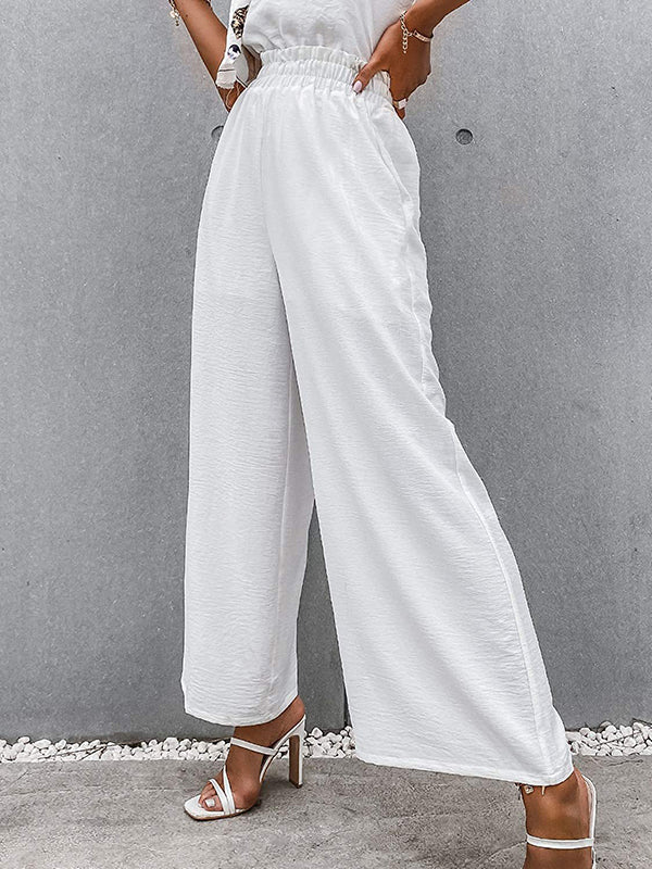 Effortlessly Elegant Pants with a Timeless Design