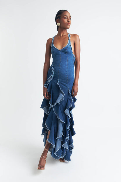 Gracefully Styled Dress for Any Occasion