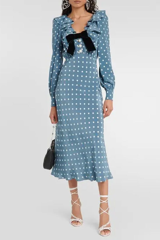 Classic Vintage & Enduringly Stylish Dress