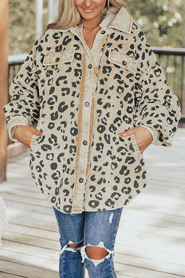 Sophisticated Jacket with a Clean Classic Look