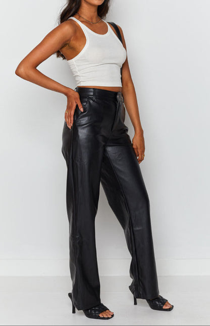 Beautifully Finished Pants in a Timeless Design