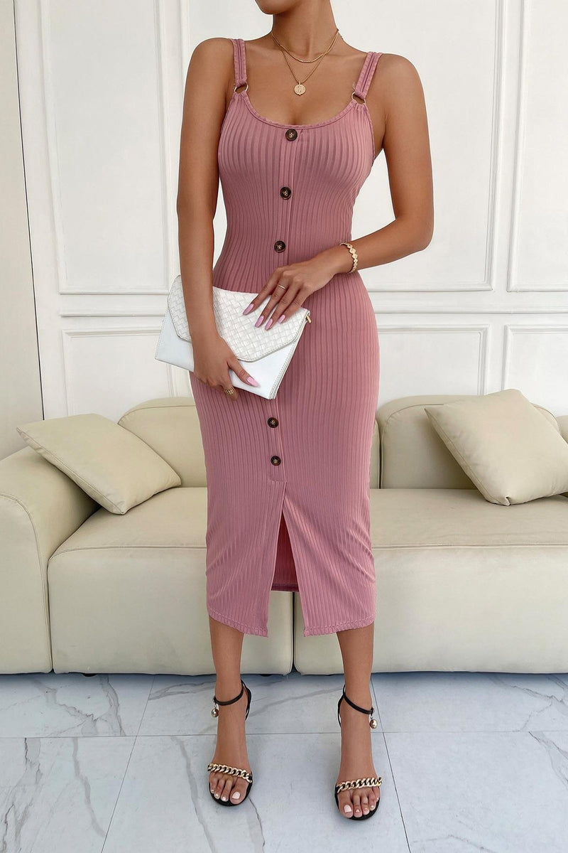 Classic Vintage Sweater with a Flattering Fit