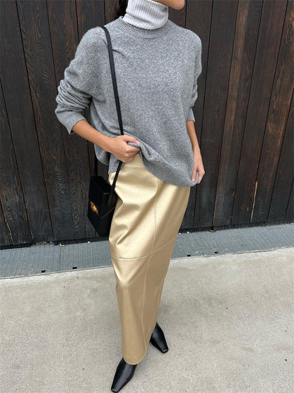 Effortlessly Elegant Garment with a Timeless Design