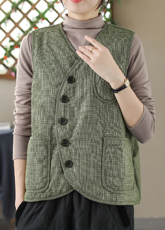 Sophisticated Garment with a Clean Classic Look