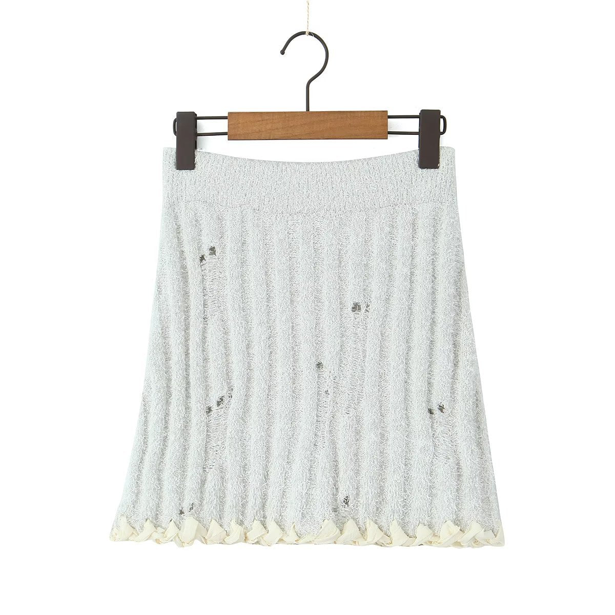 Classic Vintage Sweater with a Flattering Fit