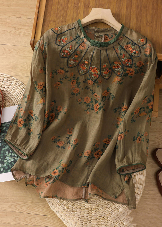 Beautifully Crafted Blouse in a Classic Style