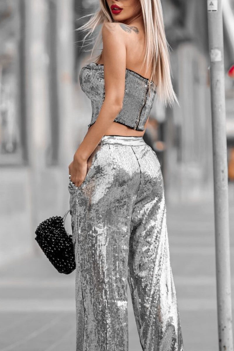 Beautifully Finished Garment in a Timeless Design