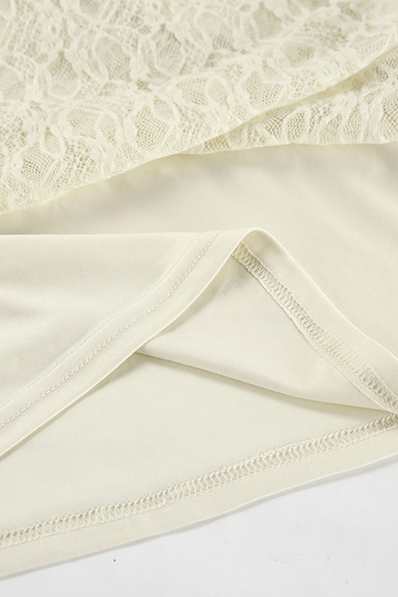 Beautifully Finished Top in a Timeless Design