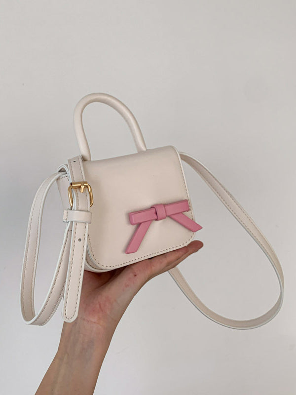 Polished Bag with an Effortless Classic Look