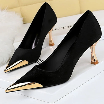 Classic Vintage Heels with a Flattering Fit