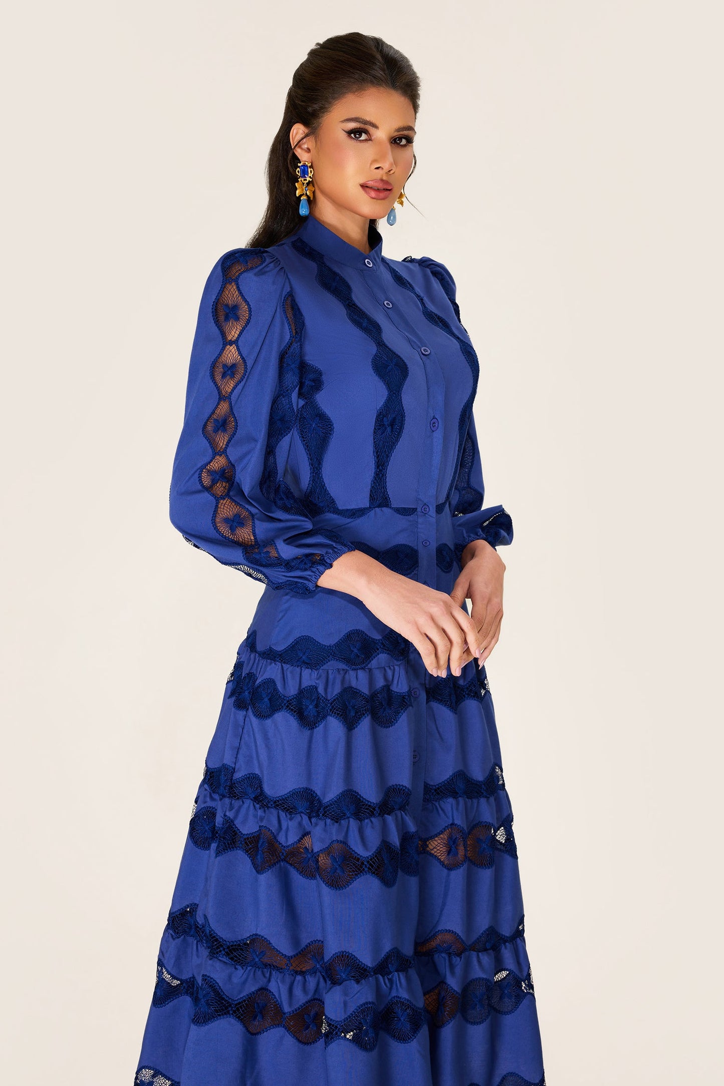 Sophisticated Dress with a Clean Classic Look