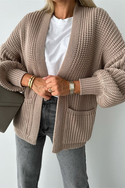 Effortlessly Elegant Garment with a Timeless Design