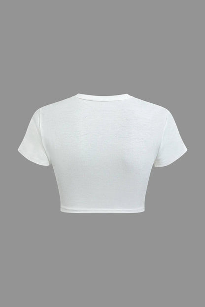 Effortlessly Elegant T-Shirt with a Timeless Design