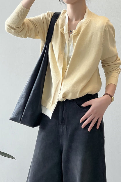 Classic Vintage & Enduringly Stylish Cardigan