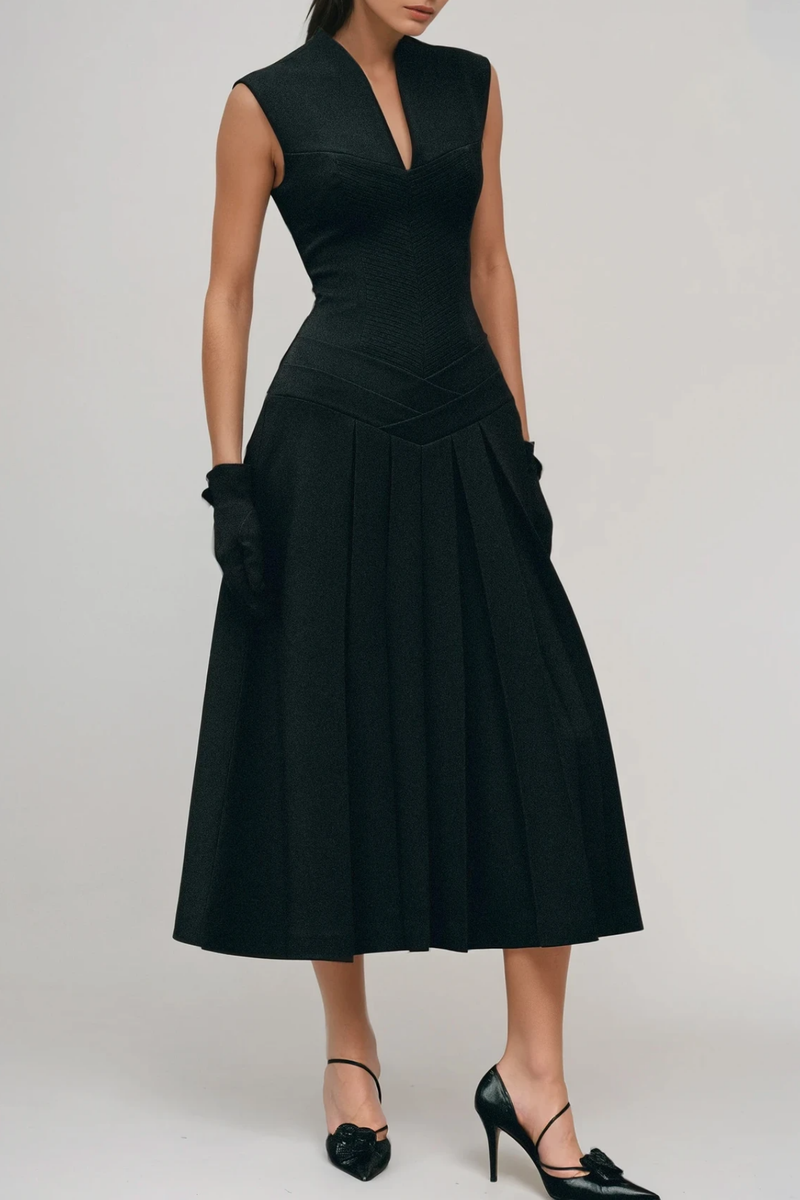 Sophisticated Dress with a Clean Classic Look