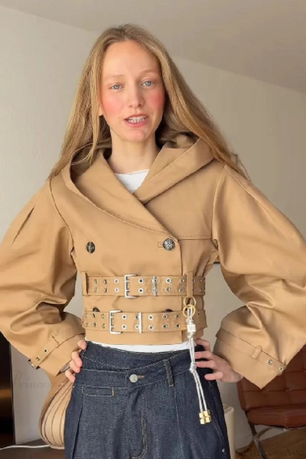 Elegantly Styled Coat for Everyday Wear