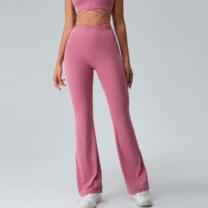 Effortlessly Elegant Pants with a Timeless Design