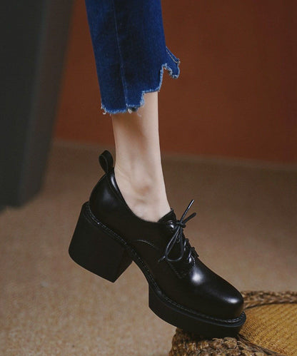 Beautifully Finished Heels in a Timeless Design