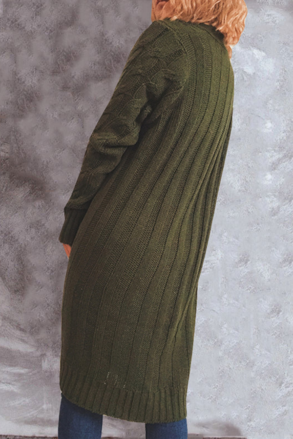 Gracefully Styled Garment for Any Occasion