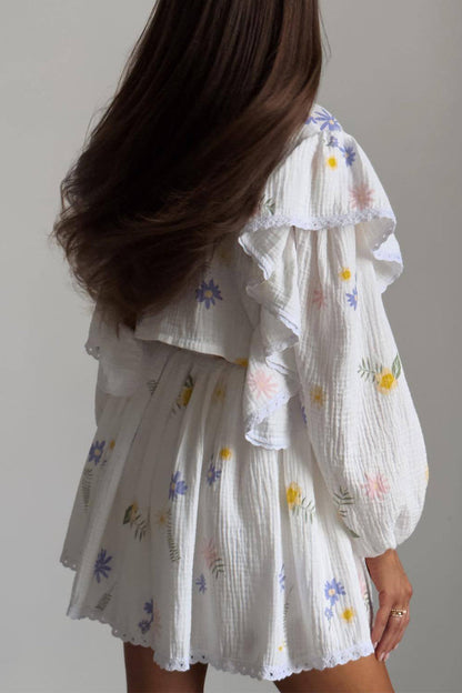 Well Tailored Garment with a Graceful Silhouette