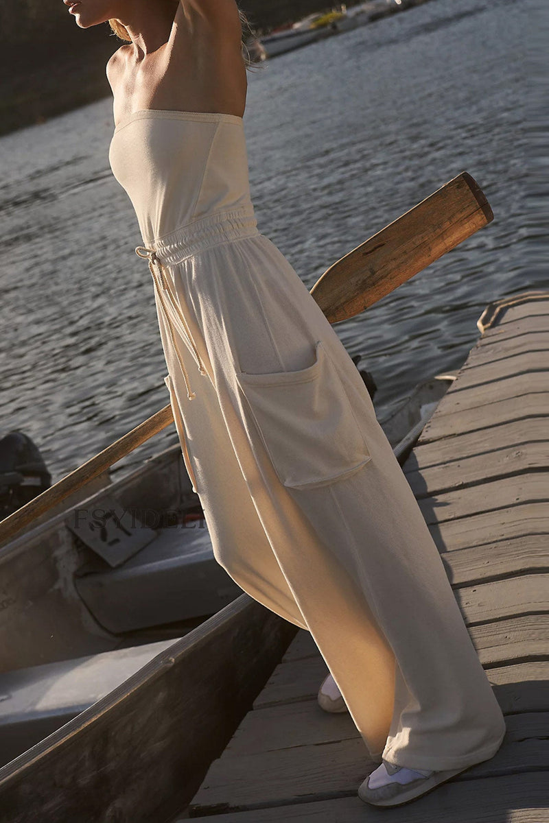 Effortlessly Elegant Garment with a Timeless Design