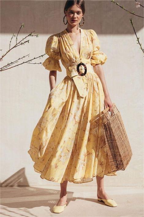 Gracefully Styled Dress for Any Occasion