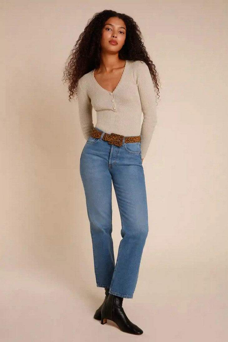 A Vintage Style Top with Delicate Timeless Details