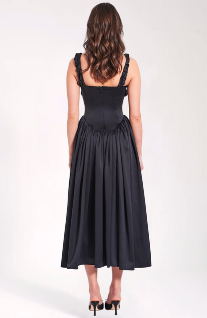 Classic Vintage & Enduringly Stylish Dress
