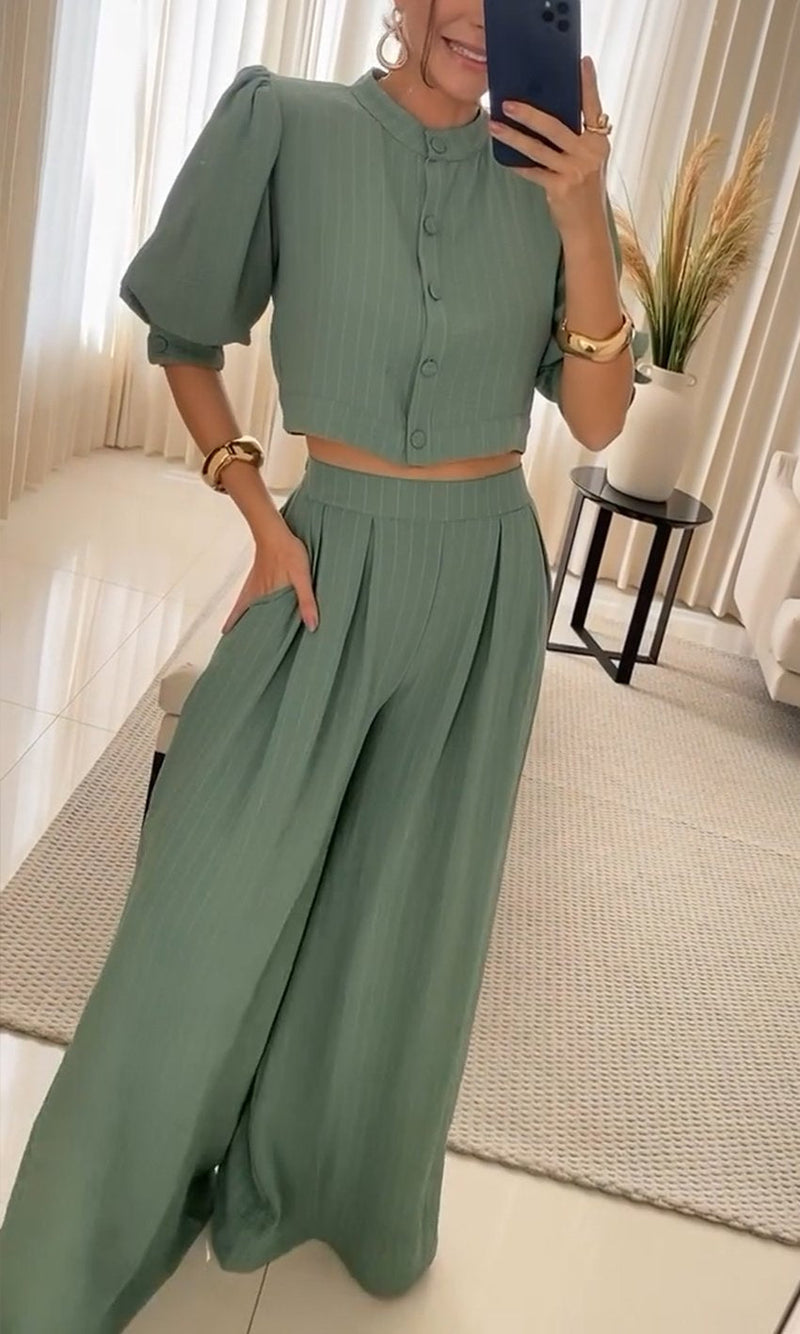 Well Tailored Trousers with a Graceful Silhouette