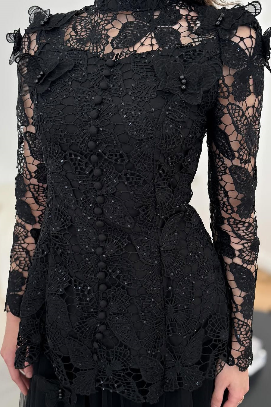 Beautifully Crafted Dress in a Classic Style