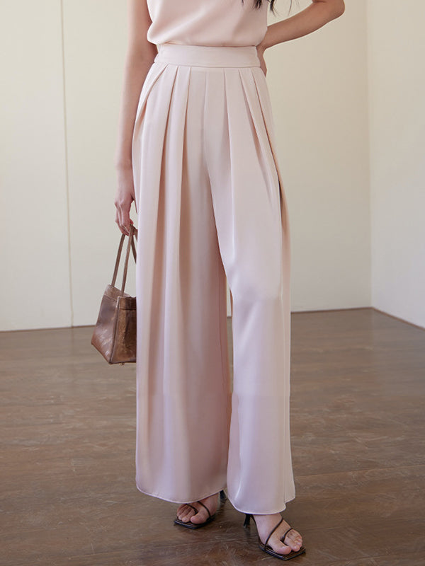 Polished Trousers with an Effortless Classic Look