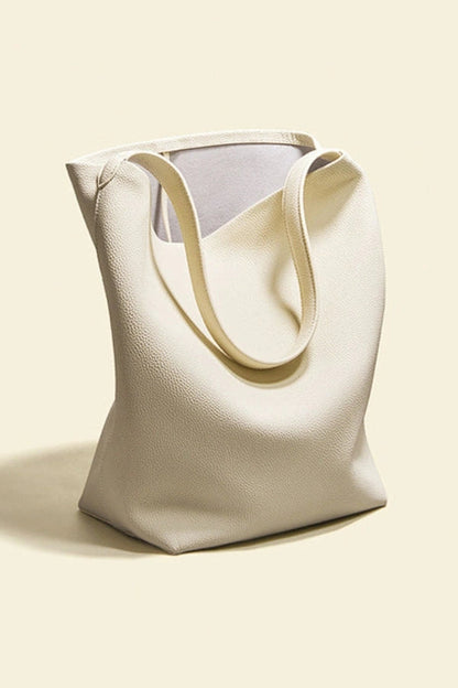 Beautifully Finished Bag in a Timeless Design