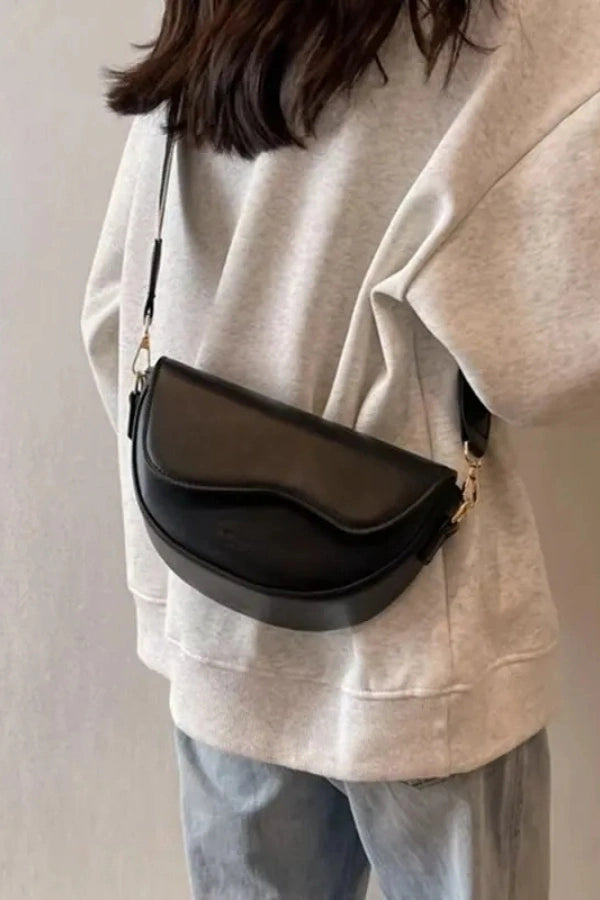 A Vintage Style Bag with Delicate Timeless Details