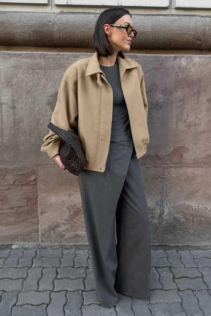 Elegantly Styled Jacket for Everyday Wear
