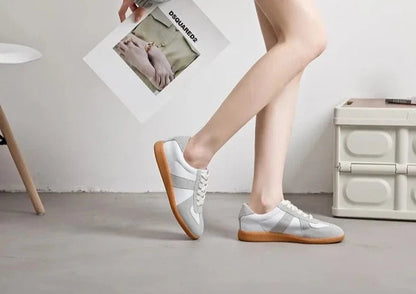 Classic Vintage Sneakers with a Flattering Fit