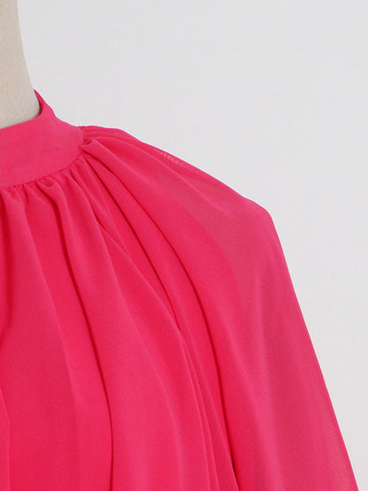 Effortlessly Elegant Dress with a Timeless Design