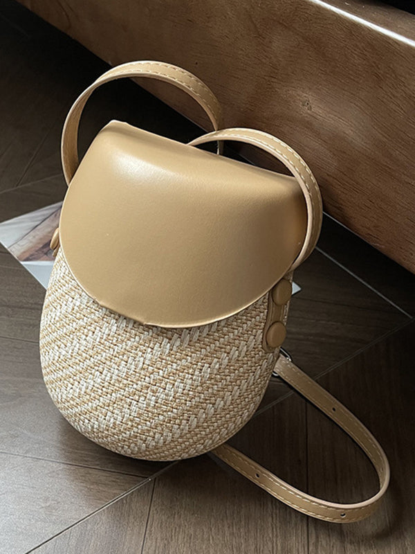 Sophisticated Bag with a Clean Classic Look