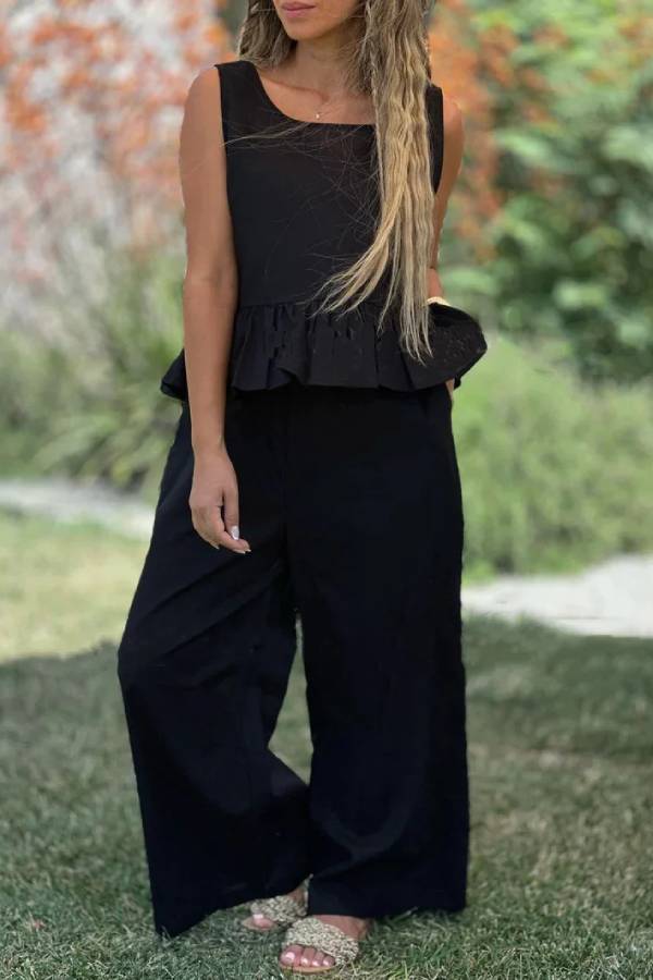 Beautifully Finished Pants in a Timeless Design