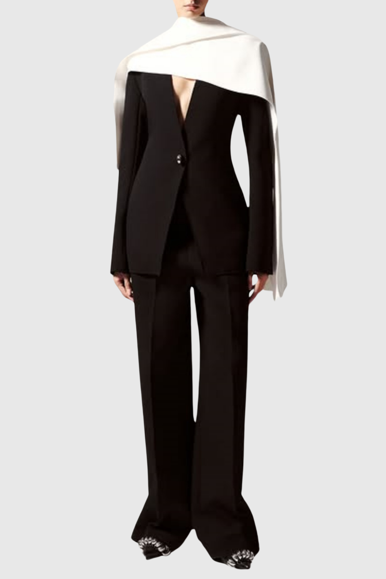 Effortlessly Elegant Garment with a Timeless Design