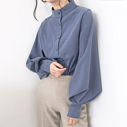 Effortlessly Elegant Blouse with a Timeless Design