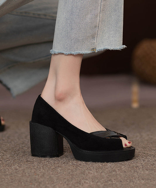 A Vintage Style Heels with Delicate Timeless Details